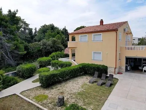 Garmina Villa Ugljan